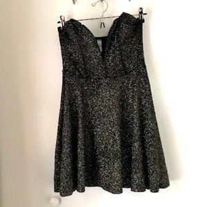 Lovely Day Black Sweetheart Sparkly Dress | Size M